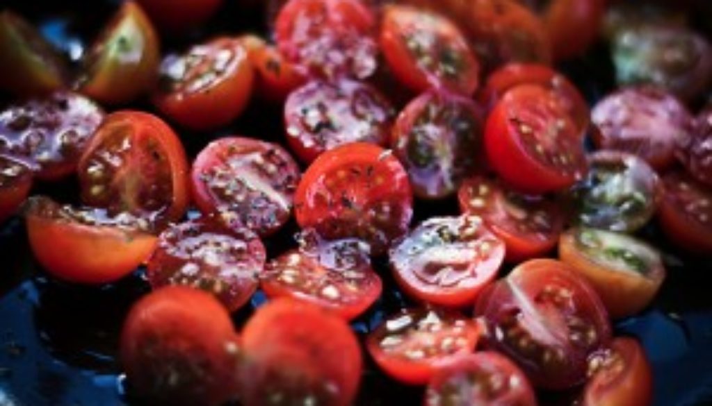 planeat tomatos_herbs